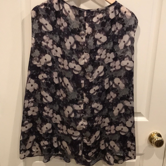 Beautiful Jones New York Top! - Picture 7 of 7